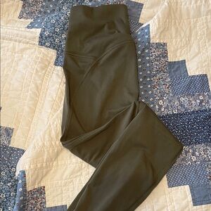 High-Waisted Green Active Leggings